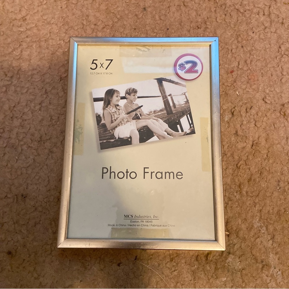 Gold 5x7 Photo Frame